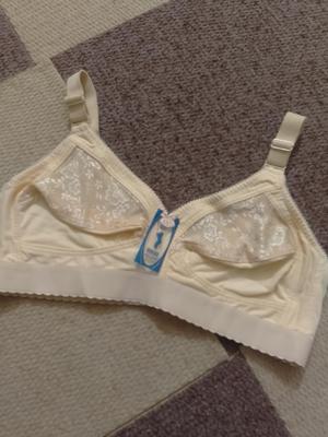 Cotton Embroidered Comfortable And Breathable Non-Padded Bra